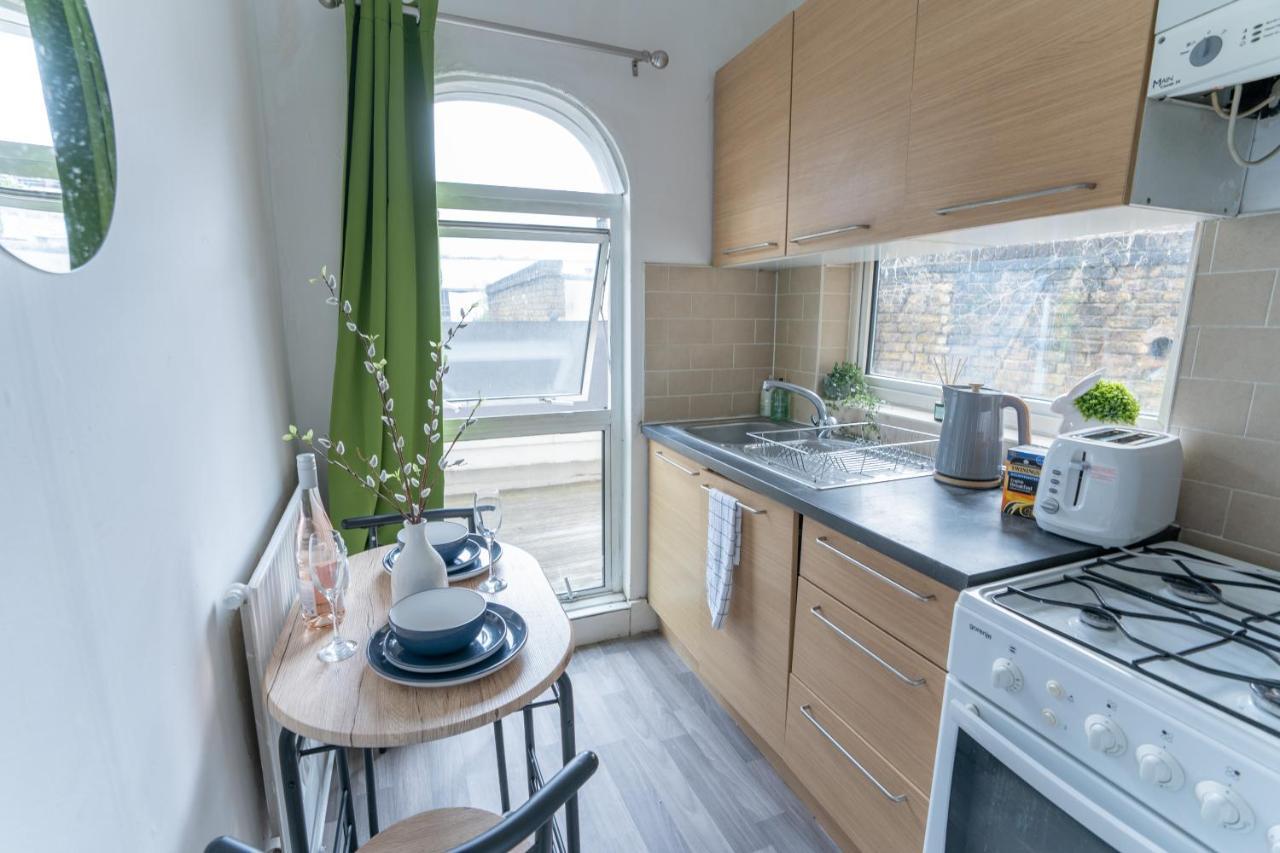 Small Private Studio Rooms In The Heart Of Angel Londra Exterior foto