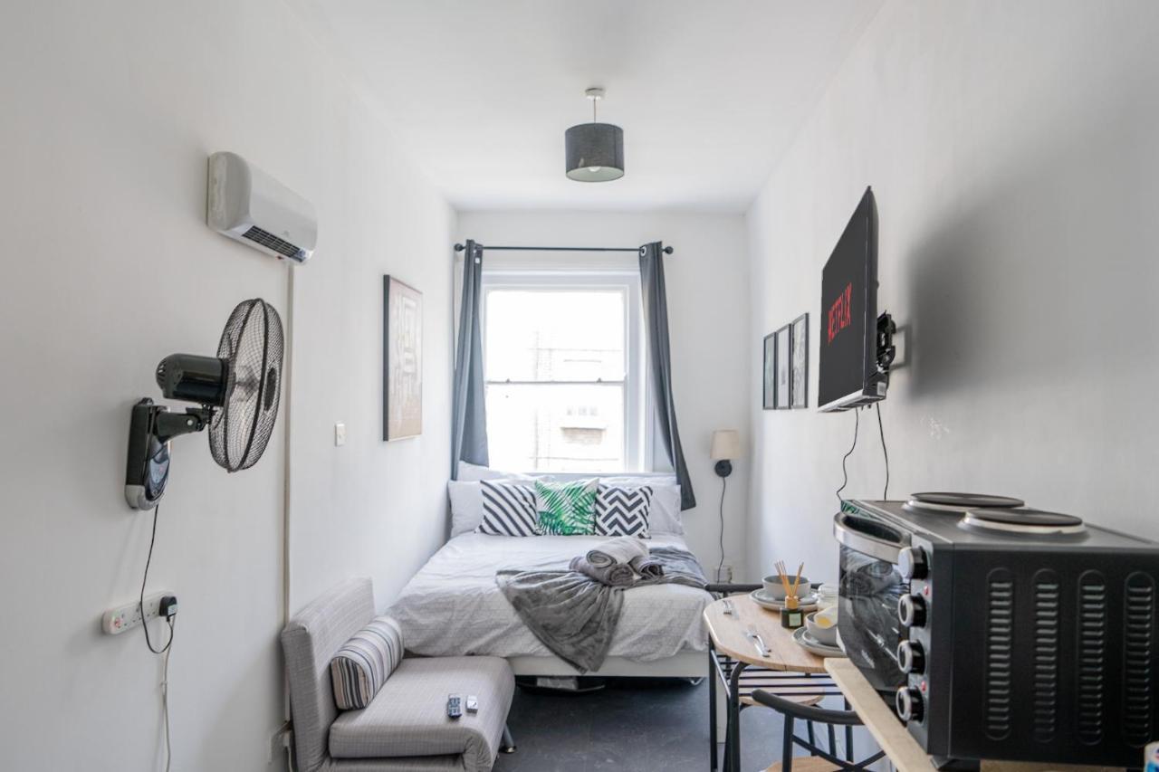 Small Private Studio Rooms In The Heart Of Angel Londra Exterior foto