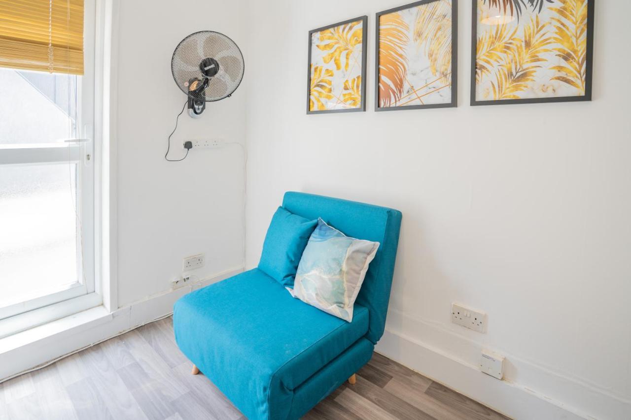 Small Private Studio Rooms In The Heart Of Angel Londra Exterior foto